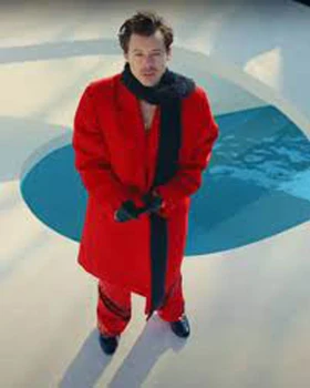Мужское свободное приталенное праздничное пальто теплого красного цвета