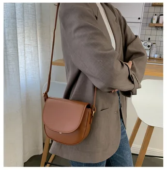 Женская сумка, простые модные сумки через плечо для женщин, однотонная сумка-тоут с отворотом, дизайнерские маленькие сумочки и кошельки, новая мода