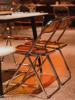 Прозрачный стул Пластиковый Хрустальный Табурет Nordic Складной Обеденный стул Home Back Акриловая сетка Red Ins Стул для макияжа